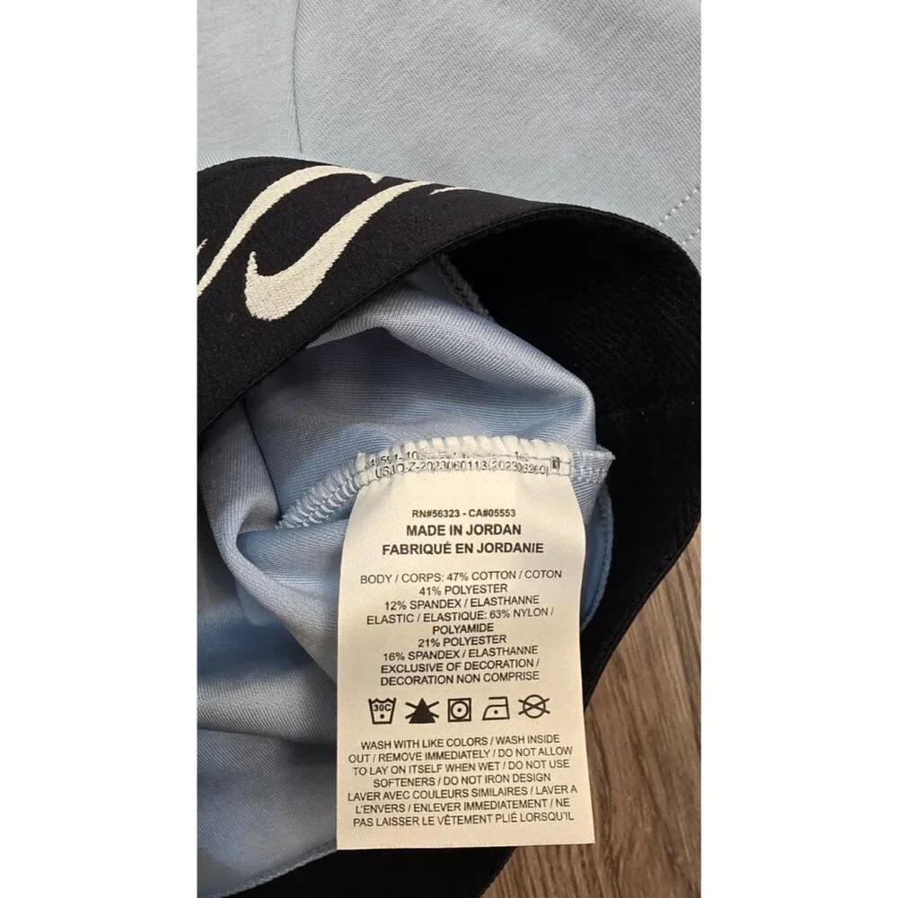 Nike Women's Light‎ Blue Short Sleeve Crop Top Logo Elastic Band XS